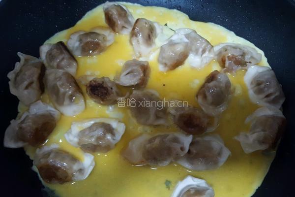 鸡蛋速冻煎饺的做法图解3
