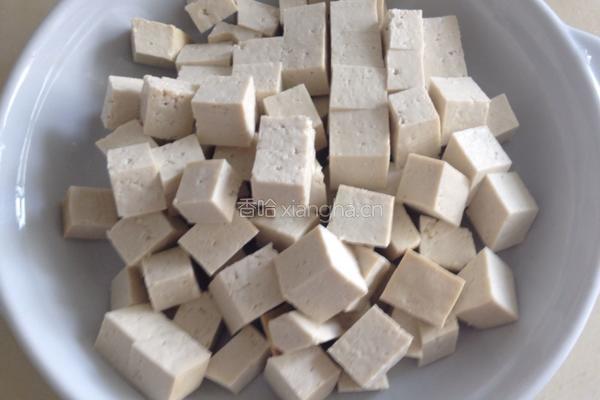 麻婆豆腐的做法图解1