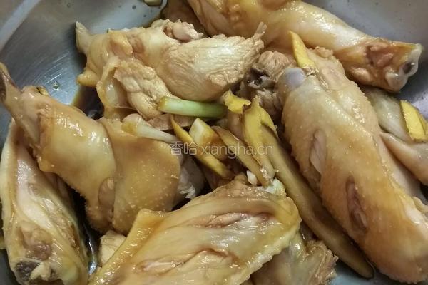 香炸碎皮鸡翅的做法图解2