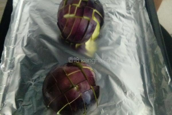 剁椒茄子的做法图解1