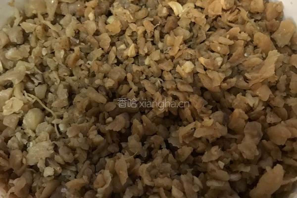 菜脯煎蛋的做法图解2