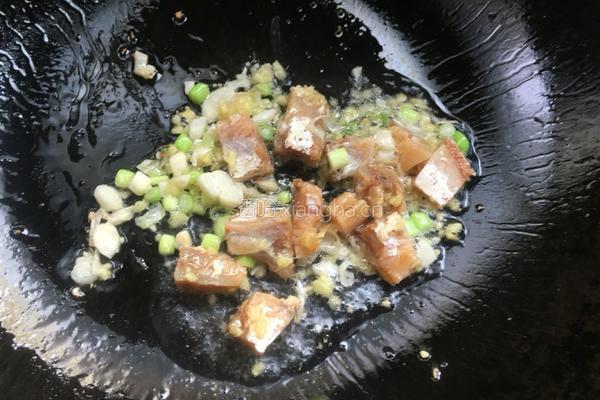 咸鱼茄子煲的做法图解5