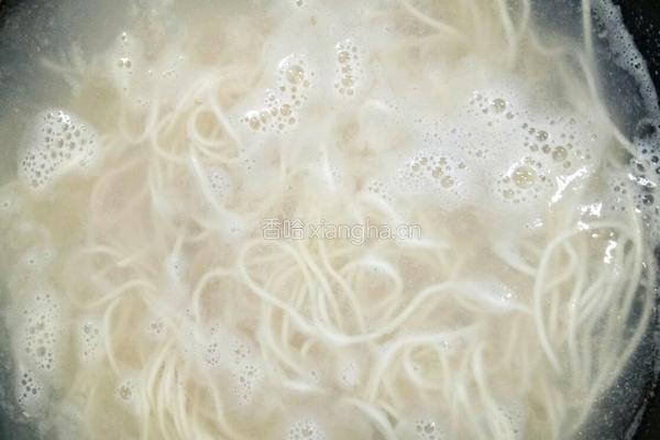 番茄鸡蛋打卤面的做法图解9