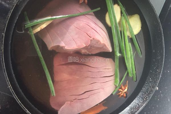 凉拌猪肝的做法图解2