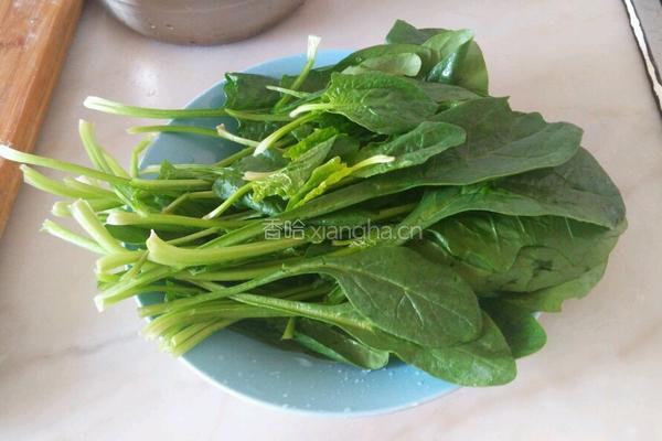 粉丝拌菠菜的做法图解1