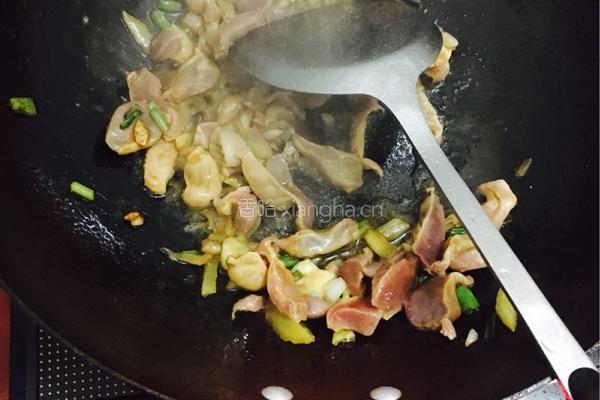 虎皮椒炒鸡胗的做法图解6