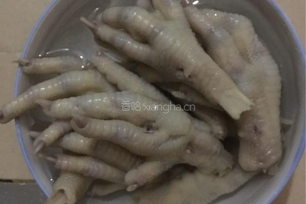 凉拌凤爪的做法图解3