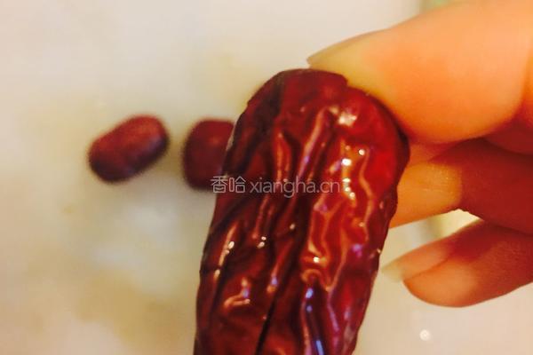 红糖鸡蛋的做法图解2