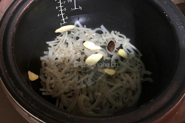 凉拌猪皮冻的做法图解4