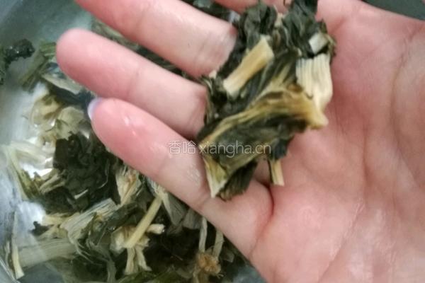 排骨菜干粥的做法图解10