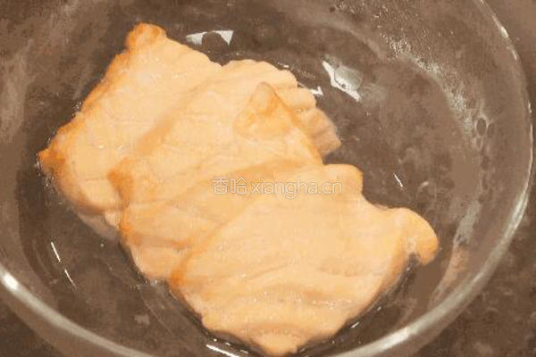8个月+宝宝三文鱼土豆泥的做法图解1