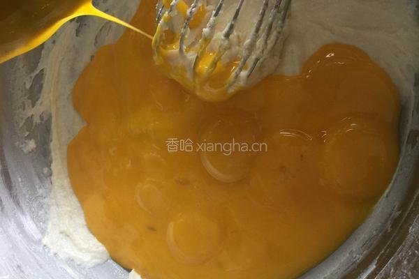 蓝莓戚风卷的做法图解6