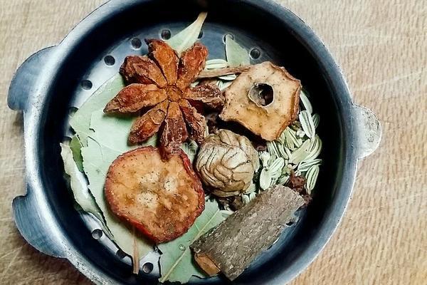 卤鹌鹑蛋的做法图解3