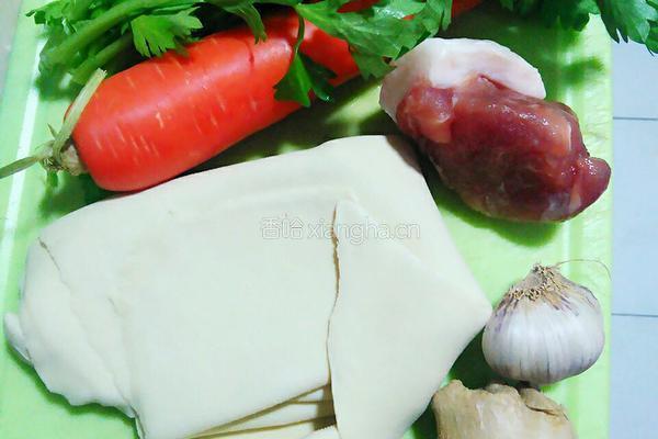 千张炒肉丝的做法图解1