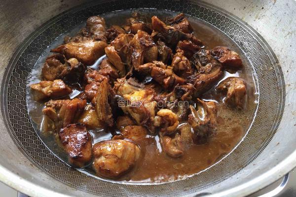 红烧鸡肉的做法图解7