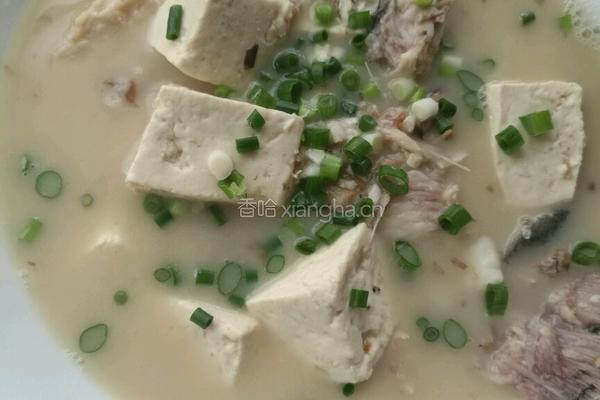 鱼骨豆腐汤的做法图解5