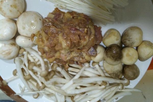 四姑炒肉的做法图解1