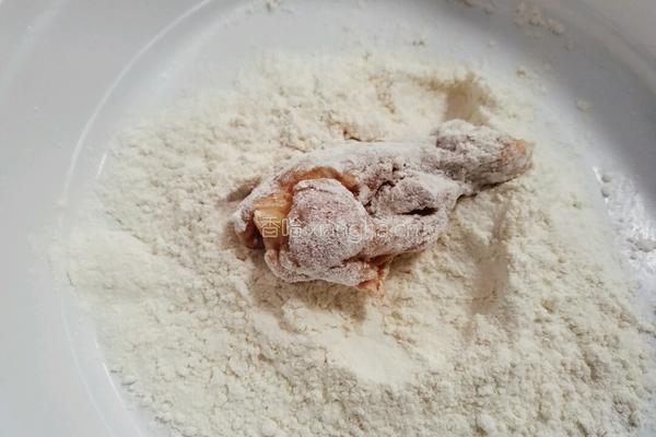 脆鳞鸡翅根的做法图解6