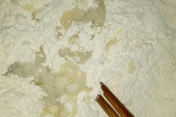 京酱肉丝卷饼的做法图解1