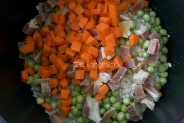 咸肉糯米饭的做法图解1
