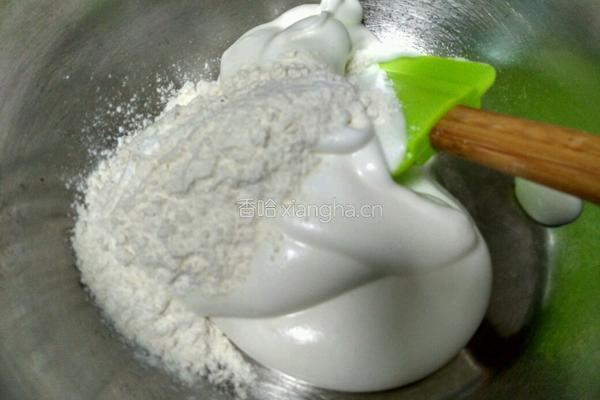 杯子天使蛋糕(蛋白消耗法)的做法图解4
