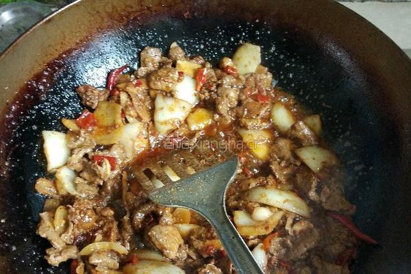洋葱炒羊肉的做法图解7
