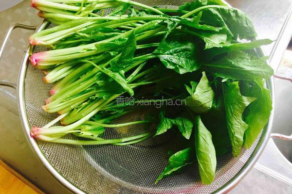 菠菜拌粉丝的做法图解1