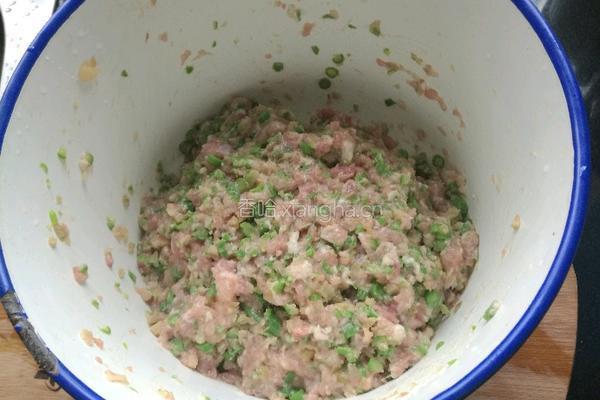肉末油条千张卷的做法图解6
