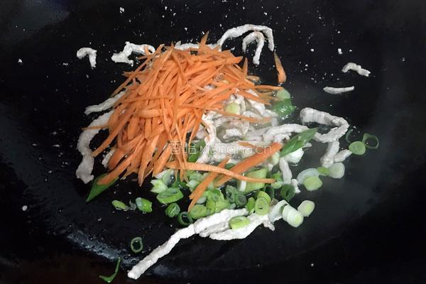 芹菜炒饭的做法图解6