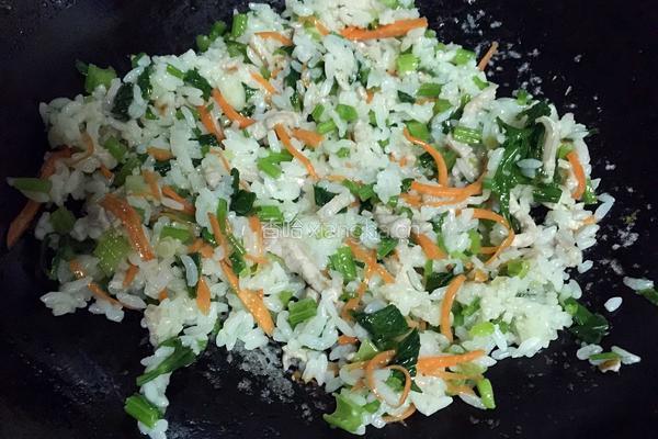 芹菜炒饭的做法图解9