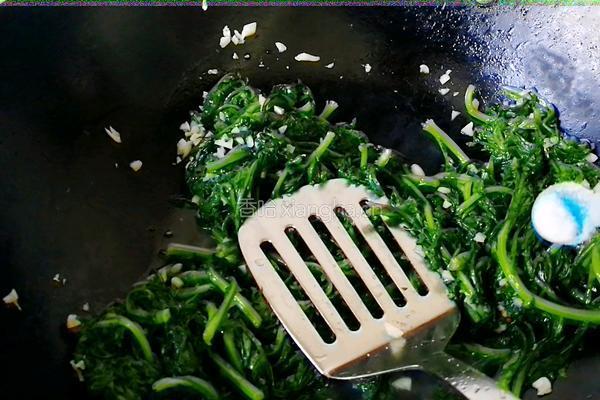 蒜蓉茼蒿的做法图解6