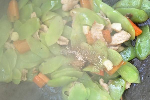 莴笋炒肉的做法图解4