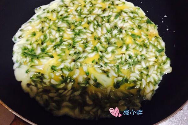 槐花蛋饼的做法图解6