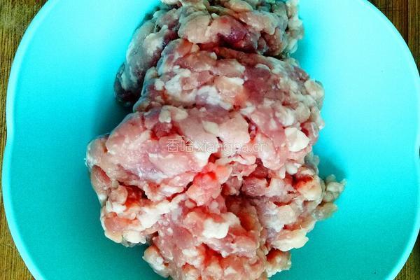 菠菜小肉丸的做法图解1