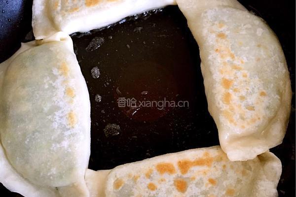 韭菜盒子的做法图解7