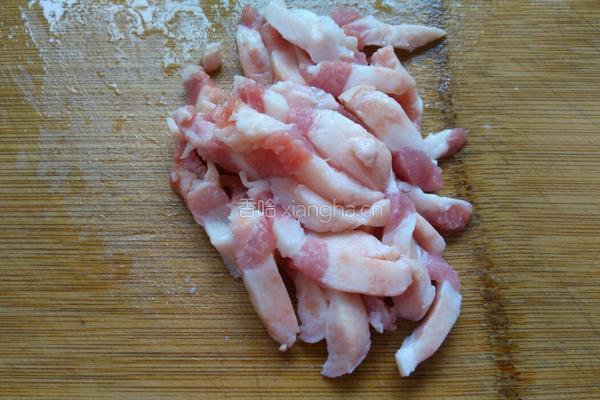 五花肉炒豆角的做法图解2