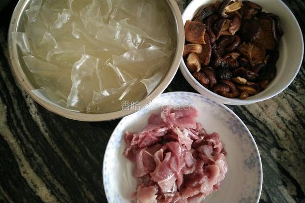 初学者’猪肉板皮包子的做法图解1