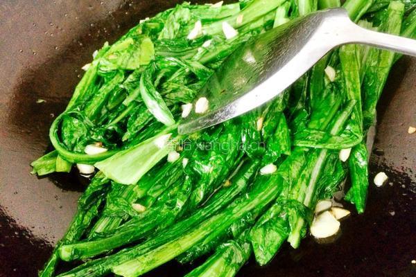 蒜蓉油麦菜的做法图解6