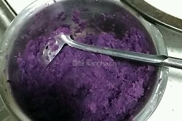 紫薯馒头的做法图解1