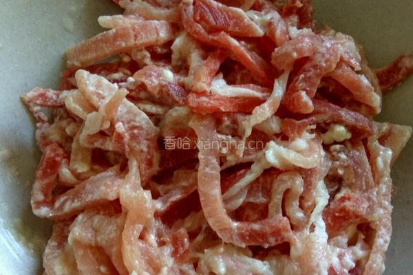 肉丝拌黄瓜的做法图解5