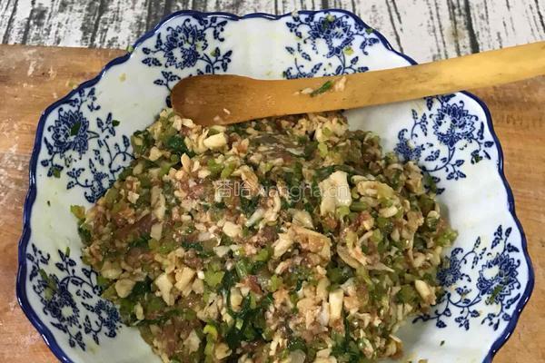 黄蘑芹菜猪肉饺子的做法图解9