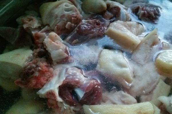卤猪蹄的做法图解2
