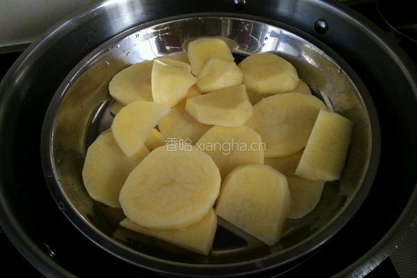 肉酱土豆泥的做法图解1