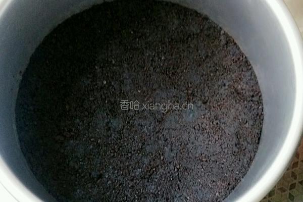 芒果慕斯蛋糕的做法图解4