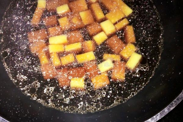 香葱煮米豆腐的做法图解2
