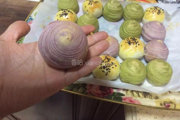 三色蛋黄酥的做法图解13