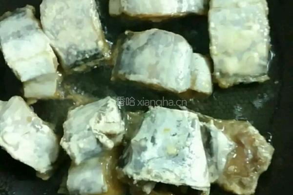 香煎带鱼的做法图解5