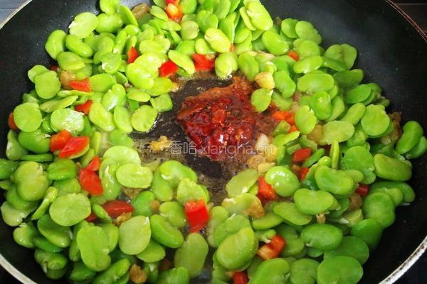 油渣炒蚕豆瓣的做法图解5