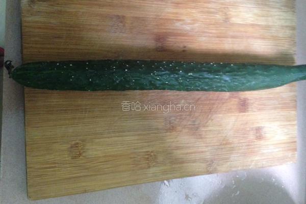 凉拌拍黄瓜的做法图解1