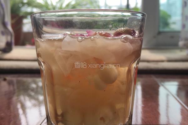 玫瑰花系列皂角米桃胶莲子银耳汤的做法图解11